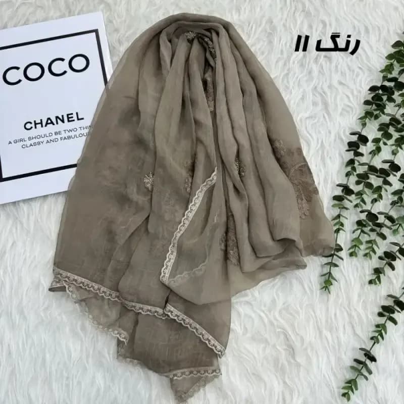 شال وارداتی مجلسی نگینی حریر دانتل — تصویر ۴