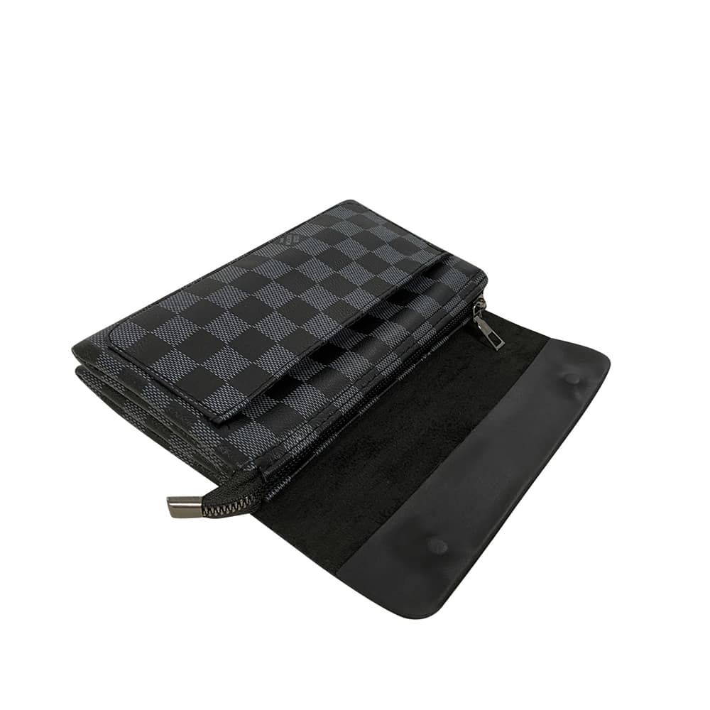 کیف دستی چرمی Louis Vuitton مدل LV30418 — تصویر ۳