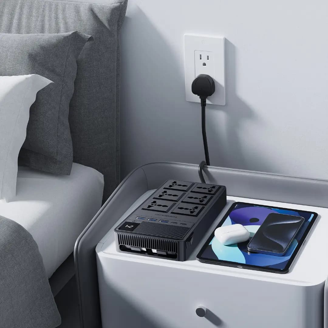 چندراهی برق تایمر دار با کابل متصل پاورولوژی Powerology 2500W 6AC Power Strip with Built-In Retractable Cables PWCUQC030 — تصویر ۵