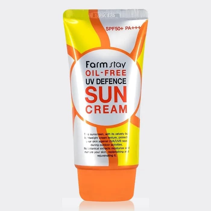 ضدآفتاب بدون چربی فارم استی مدل Farm Stay Oil-Free UV Defence Sun Cream — تصویر ۳