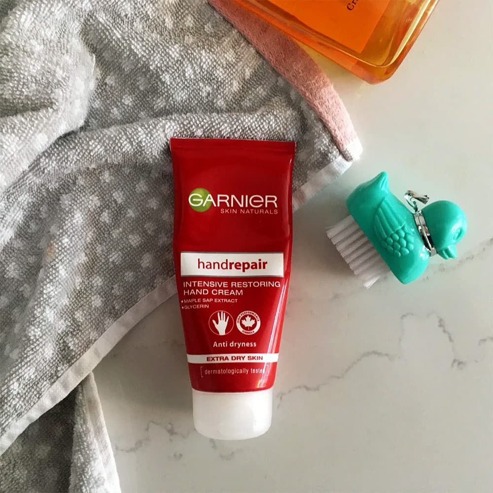 کرم نرم و مرطوب کننده دست گارنیر گارنیه Garnier Skin Naturals Handrepair Intensive Restoring Hand Cream 100ml — تصویر ۱۲