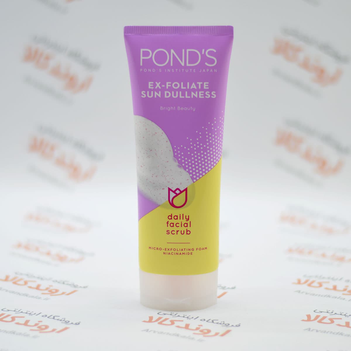 اسکراب صورت پوندز Pond’s مدل Sun Dullness — تصویر ۴