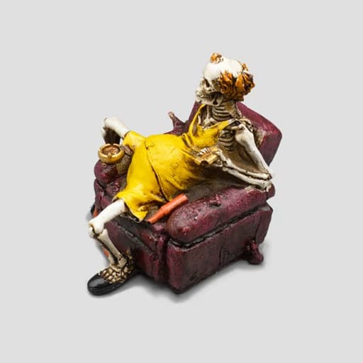 مجسمه اسکلت پسر مدل Couch Potato کد Shah-032 — تصویر ۹