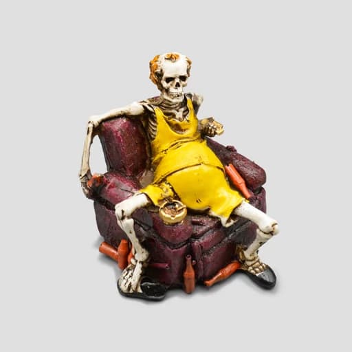 مجسمه اسکلت پسر مدل Couch Potato کد Shah-032