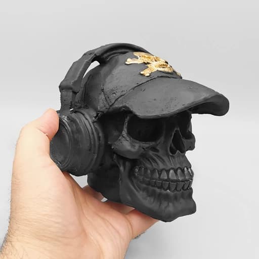مجسمه جمجمه DJ مدل Golden Pirate رنگ مشکی کد Khk835 — تصویر ۵