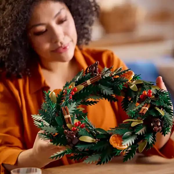 لگو آیکونز مدل 10340 تاج گل Wreath — تصویر ۷