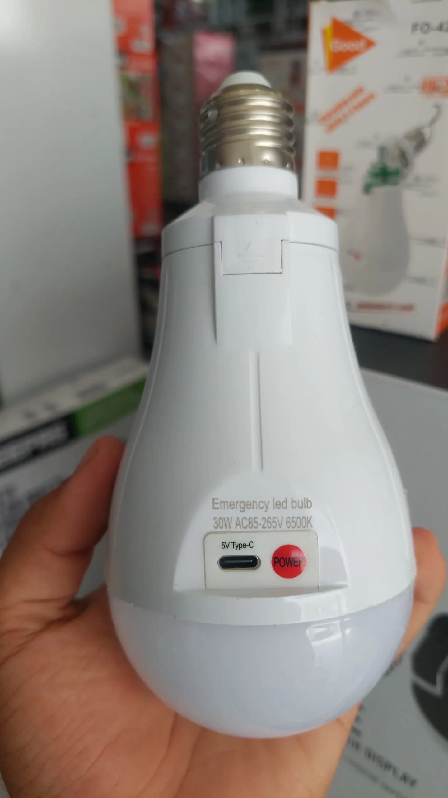 لامپ اضطراری شارژی ۳۰ وات مدل FO-4227 | خرید لامپ LED قابل شارژ — تصویر ۱۱