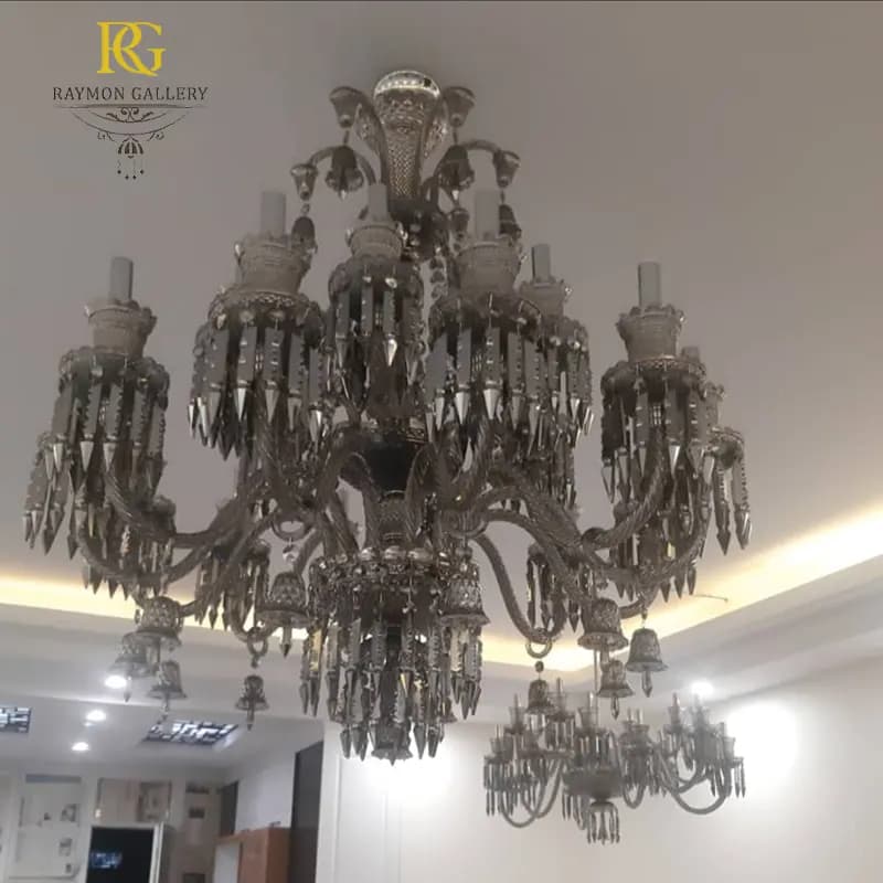لوستر باکارات نقره ای لوکس و آویز های کریستالی بلند(12 شاخه)