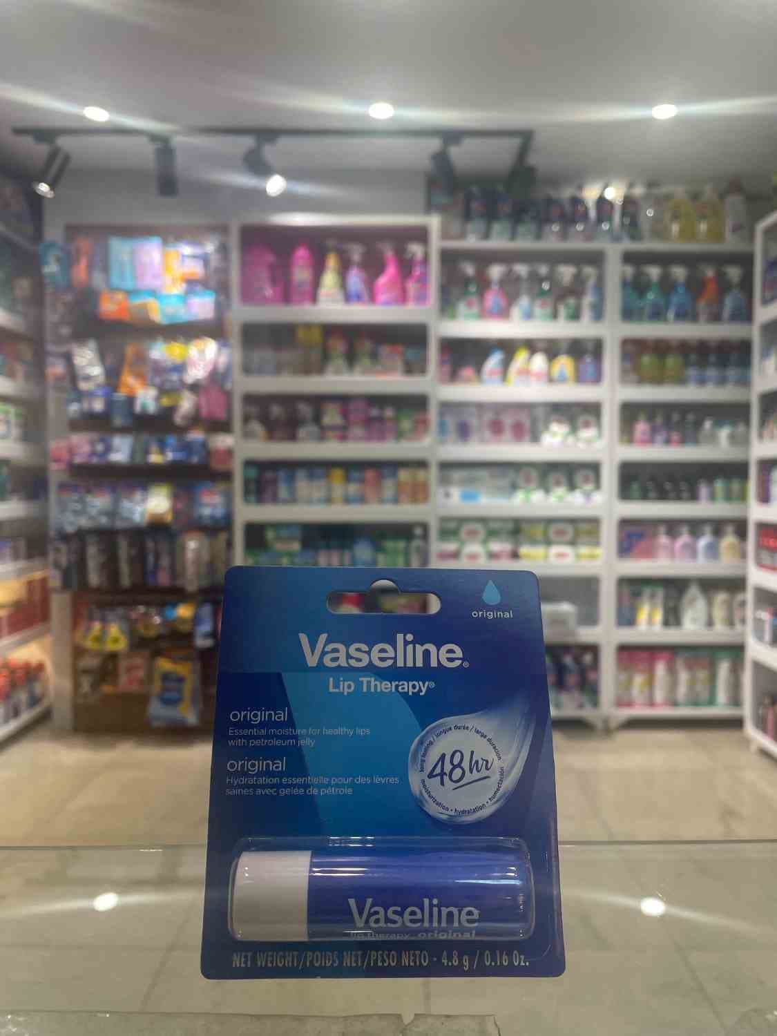 بالم لب وازلین مدل Lip Therapy مدل Original با ماندگاری ۴۸ ساعته وزن ۴.۸ گرم — تصویر ۳