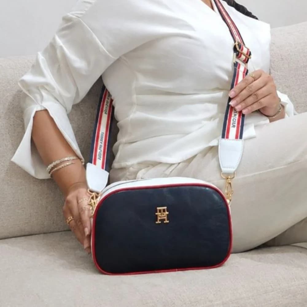 کیف دوشی Tommy مدل 513