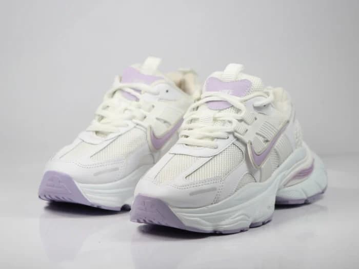کتونی زنانه نایک ایر وی | nike air V