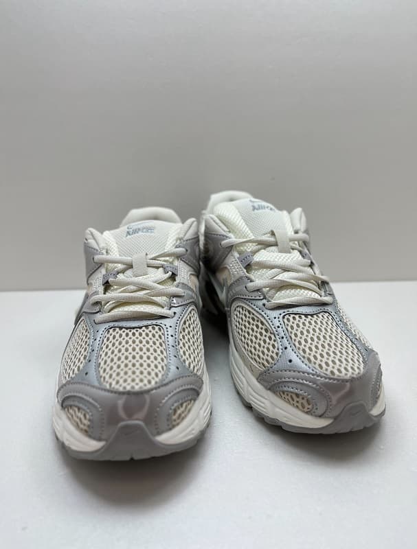 کفش رانینگ زنانه Nike V5 RNR | نایک V5 رانر — تصویر ۱۲