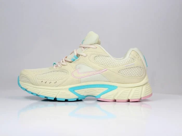کفش رانینگ زنانه Nike V5 RNR | نایک V5 رانر — تصویر ۳