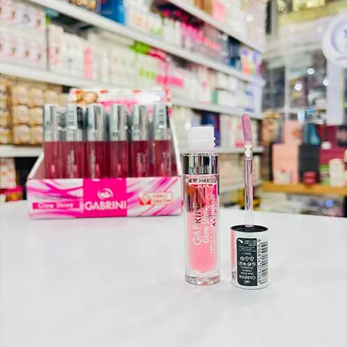 برق لب گابرینی توت فرنگی Glow Shine — تصویر ۸