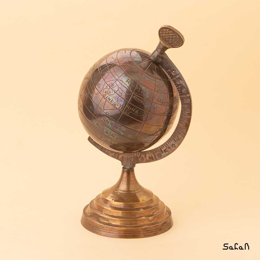 کره زمین برنجی طلایی هندی سایز 4 — تصویر ۳
