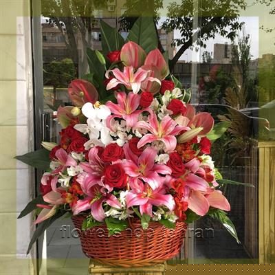 چیدمان هنری گل گیلدا برای دکور میز یا لابی