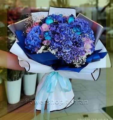 با گل عاشقانه برای عشقم رنگ و زندگی را به جشن‌ها اضافه کن — تصویر ۳