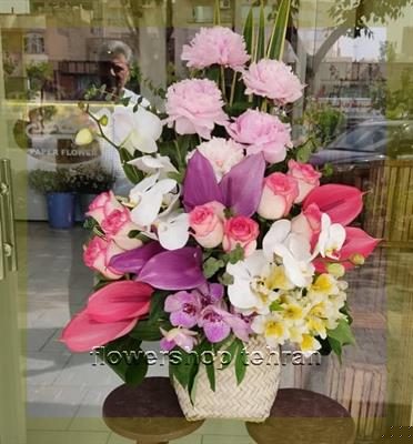با گلهای زیبا فضای خانه یا محل کار را زنده کن — تصویر ۳