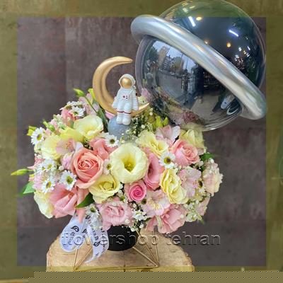 باکس گل حرف a با قیمت مناسب و کیفیت حرفه‌ای