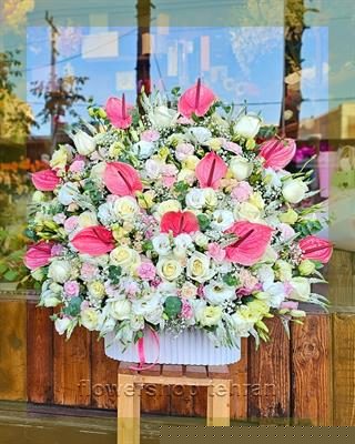 با خرید گل رز طبیعی فضای خانه یا محل کار را زنده کن