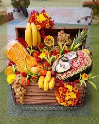 سبد گل مراسم ترحیم با طراحی ساده و سنگین برای مراسم ختم