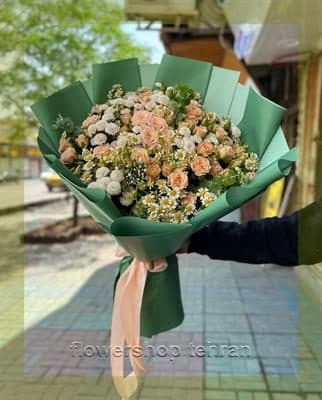 سفارش اینترنتی دسته گل برای ترحیم با رعایت کامل شأن و حرمت مجلس