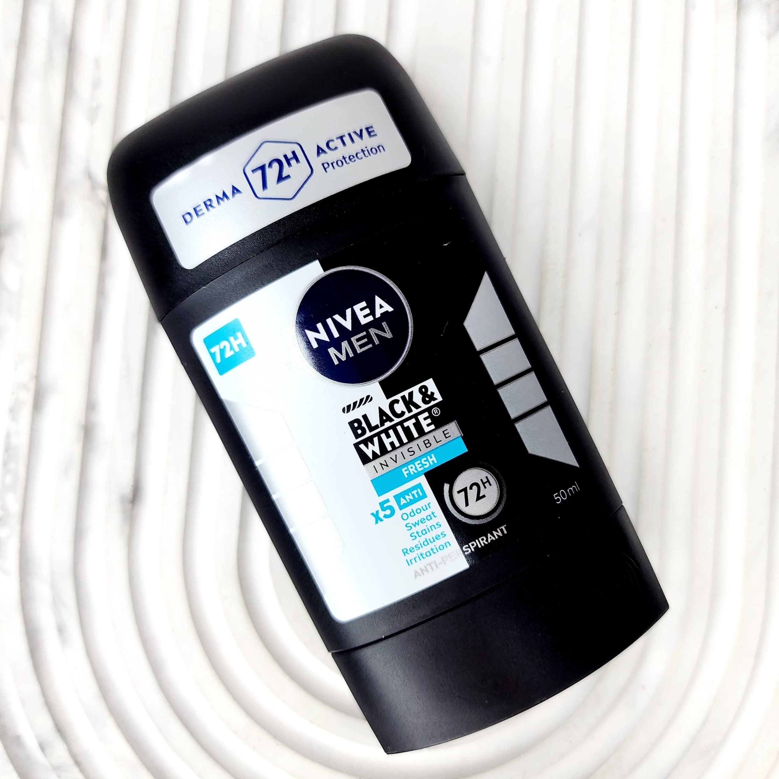 مام صابونی مردانه نیوا Nivea مدل Black & white invisible fresh حجم 50 میل-دو لیبل