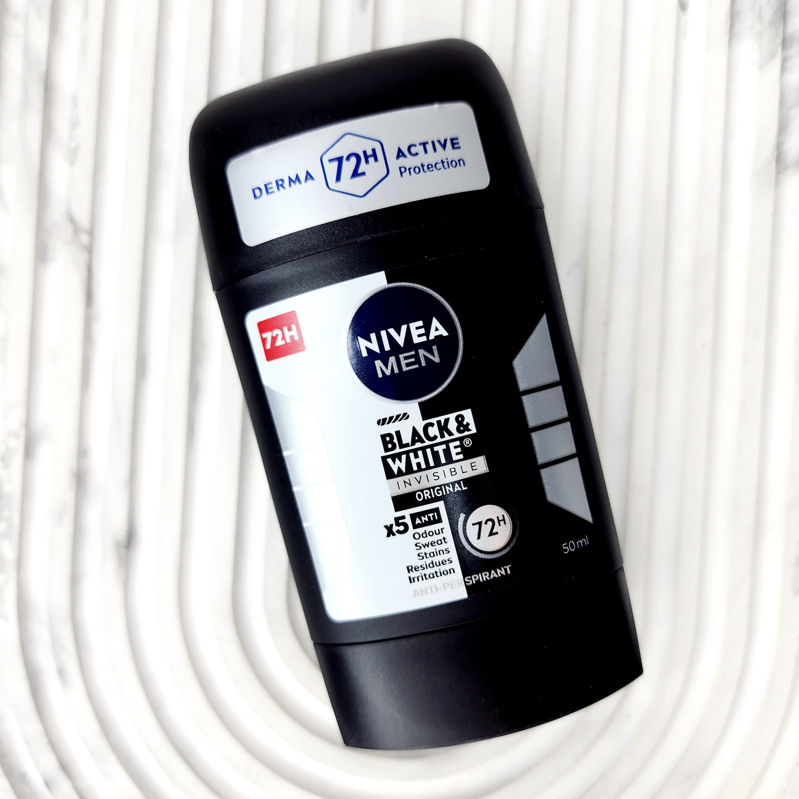 مام صابونی مردانه نیوا Nivea مدل Black & white invisible ORIGINAL حجم 50 میل-دو لیبل