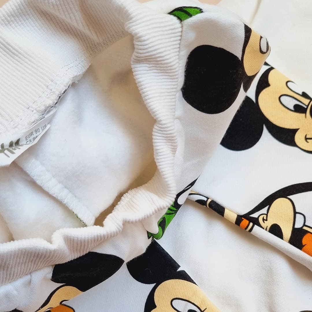 ست بلوز شلوار توکرکی طرح میکی موس از برند h&m – کد LK1068 — تصویر ۵