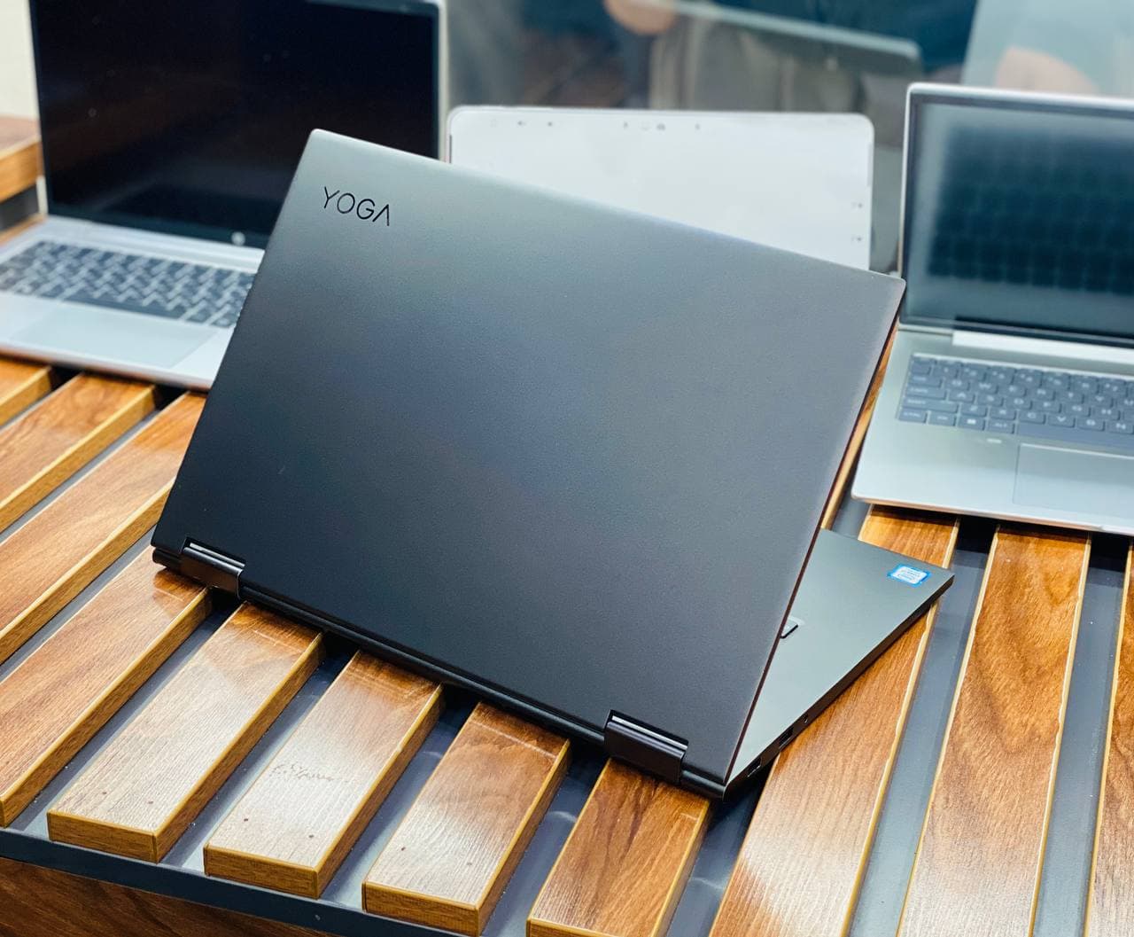 لپ تاپ Lenovo Yoga 730 i5(8250U) 8GB-256SSD-Intel UHD X360 Touch 15inch — تصویر ۳