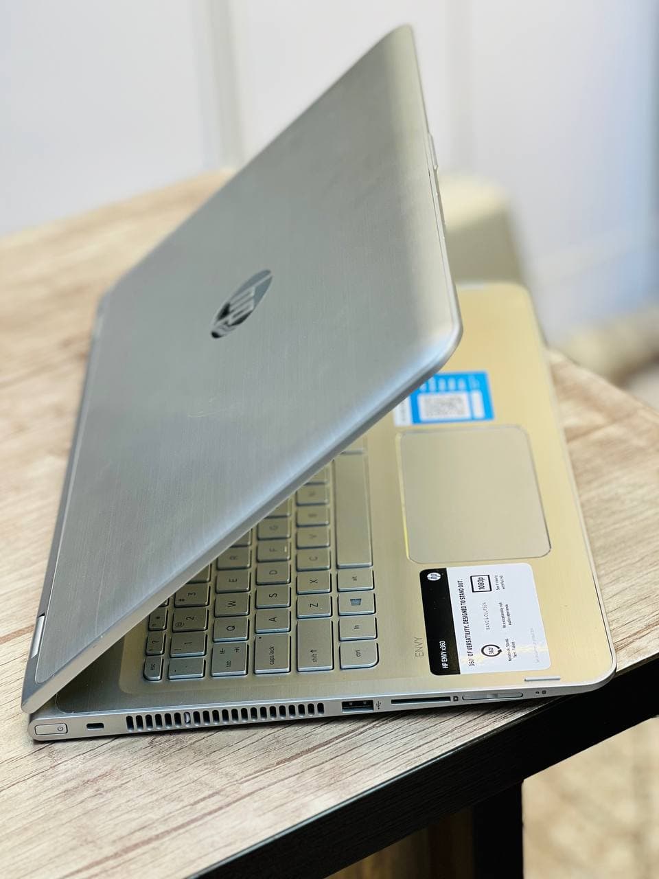 لپ تاپ HP Envy 15 M6 15 i5(7200U) 12GB-256SSD-Intel HD X360 Touch — تصویر ۱۱