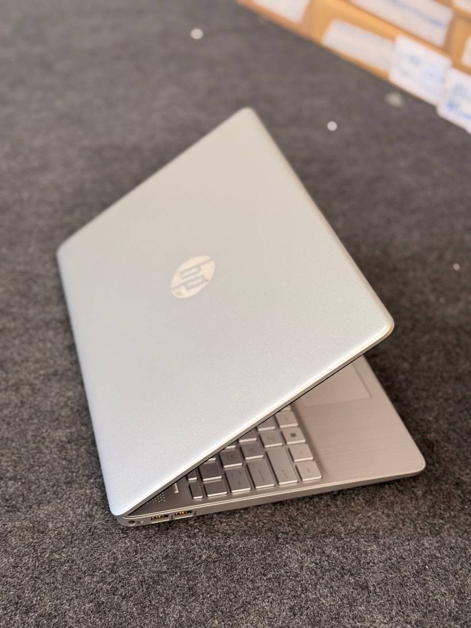لپ تاپ HP Laptop 15 i5(1035G1) 8GB-256SSD-Intel UHD — تصویر ۱۰
