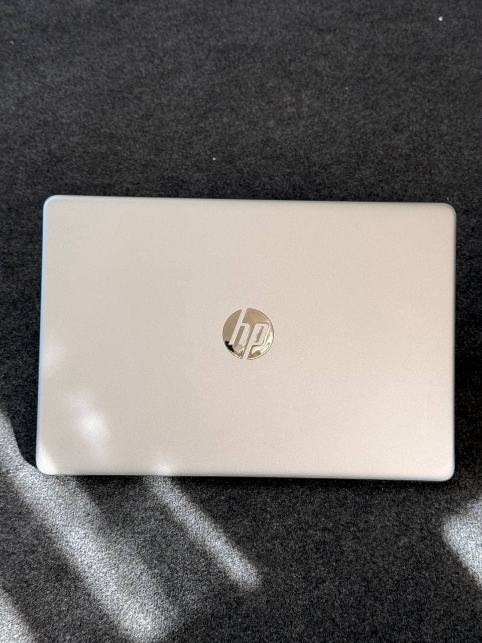 لپ تاپ HP Laptop 15 i5(1035G1) 8GB-256SSD-Intel UHD — تصویر ۴