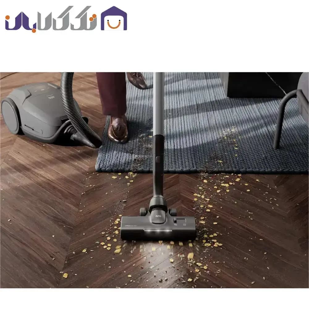 ست اتو بخار فیلیپس مدل 8041 و جاروبرقی آاگ مدل AB81A2DG — تصویر ۹