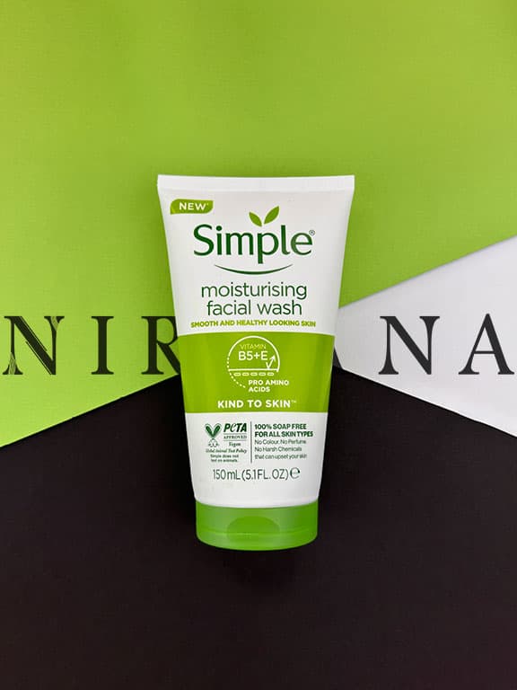 ژل شست و شوی صورت سیمپل مدل Kind to Skin Simple