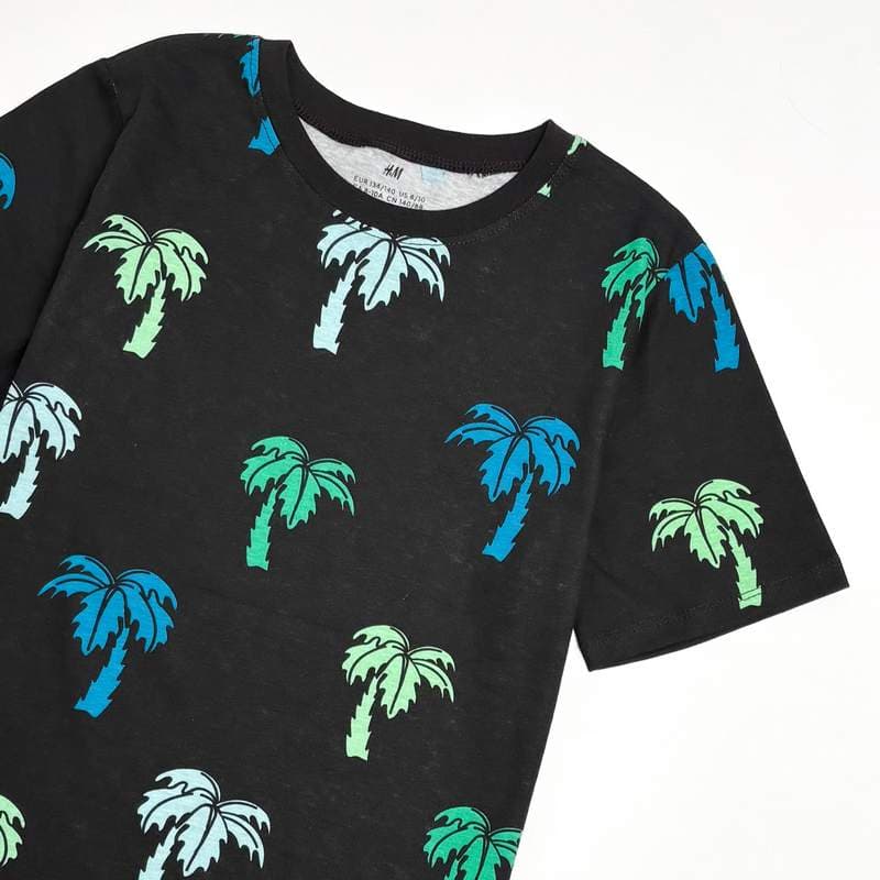 تیشرت بچگانه پسرانه هاوایی برند H&M — تصویر ۵
