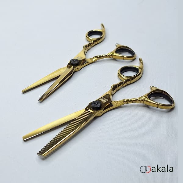 ست قیچی آرایشگری صیام_فینی 6 اینچ مدل A-B60-18 قدرتی طلایی تم مشکی — تصویر ۱۲