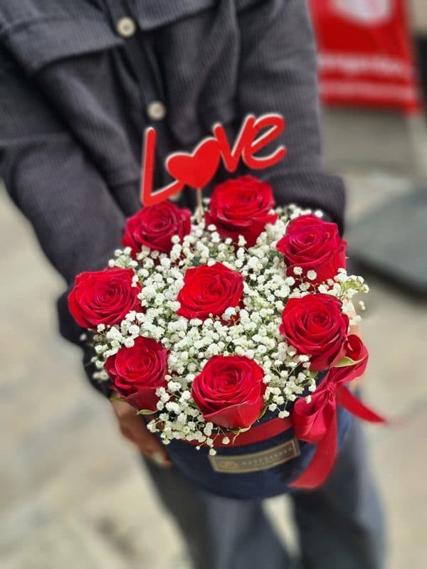 باکس گل رز کد 458 – گل فروشی آنلاین رزگاردن