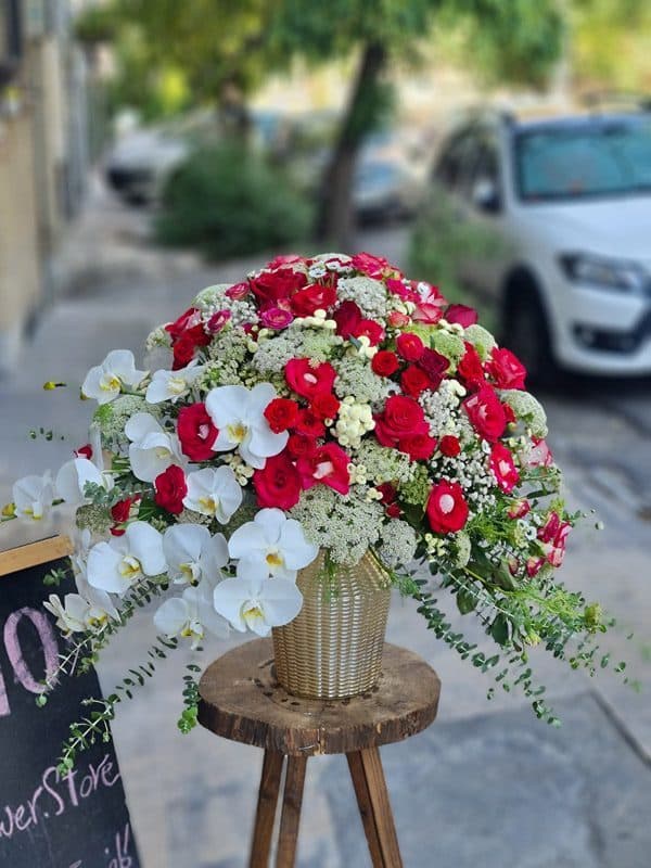 گلدان گل لاکچری کد 538 – گل فروشی آنلاین رزگاردن