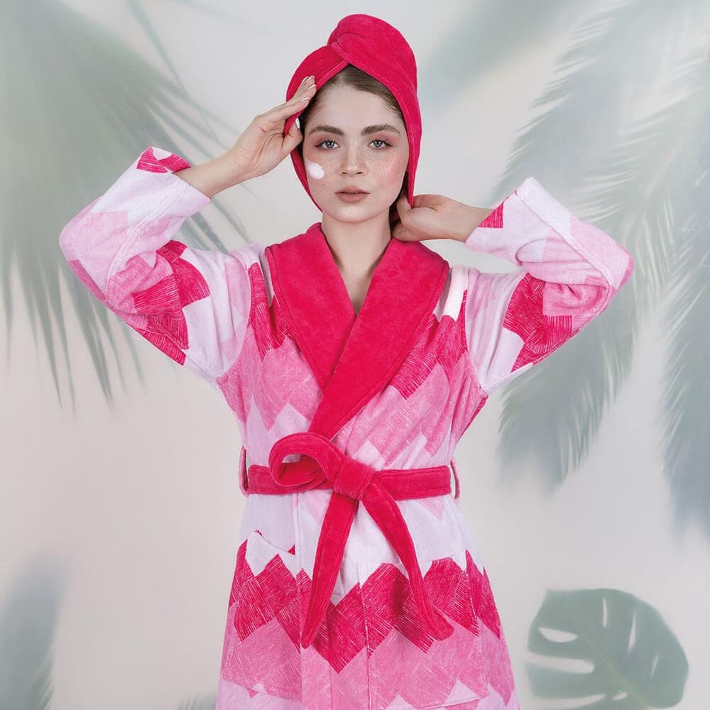حوله پالتویی کلاه دار سورن سرخابی پودایران لارج
