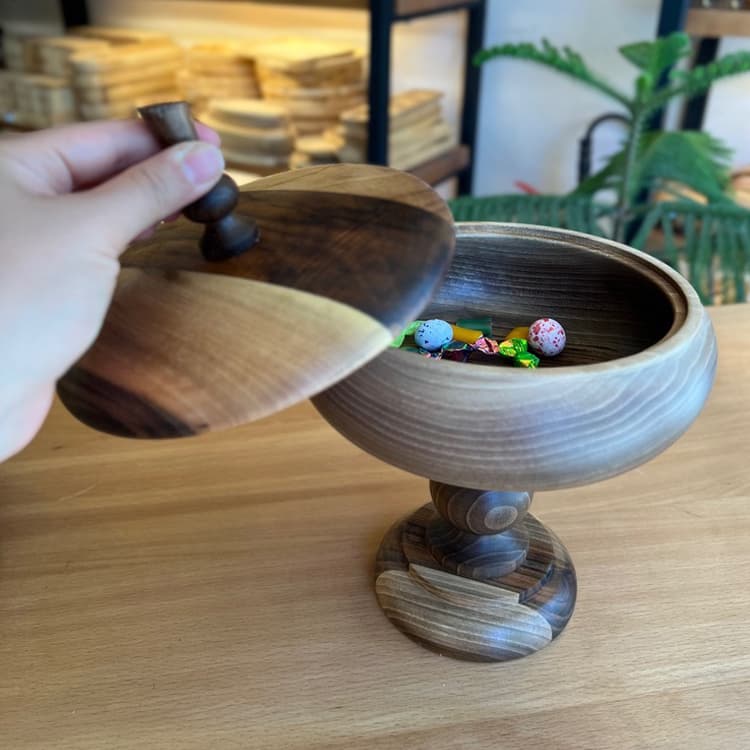 شکلات خوری چوبی پایه دار قطر 20 — تصویر ۳