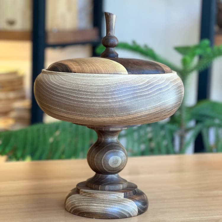 شکلات خوری چوبی پایه دار قطر 20 — تصویر ۴