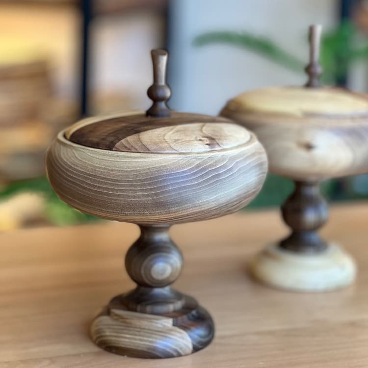 شکلات خوری چوبی پایه دار قطر 20