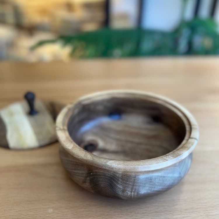 شکلات‌خوری چوبی گردو قطر 15 — تصویر ۶