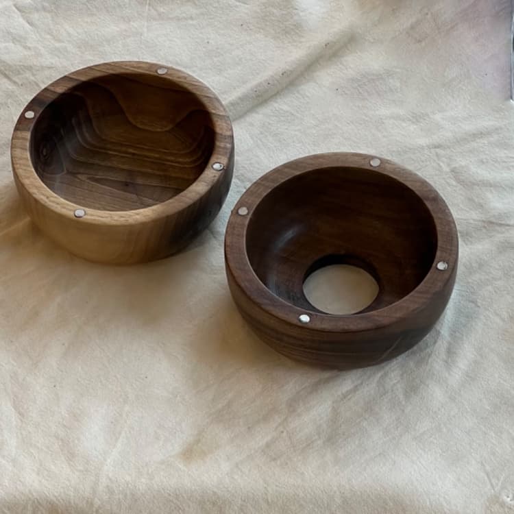 جا دستمال کاغذی چوبی گردو مگنتی کد 1340003 — تصویر ۳