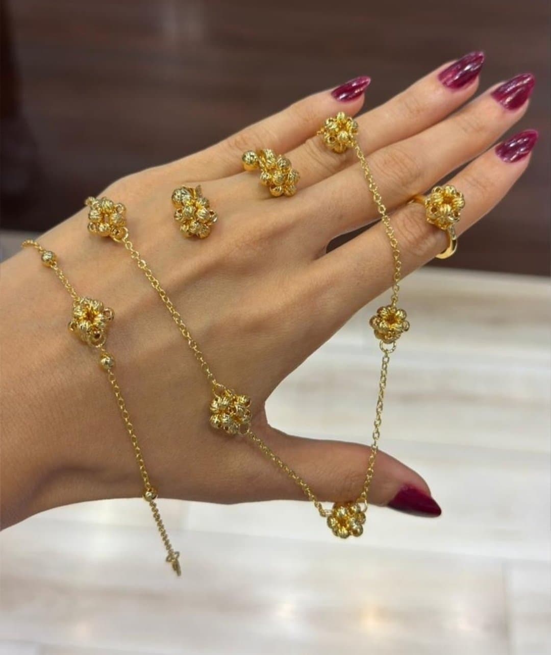 سرویس طلای زنانه البرنادو مدل گل‌برجسته اورجینال