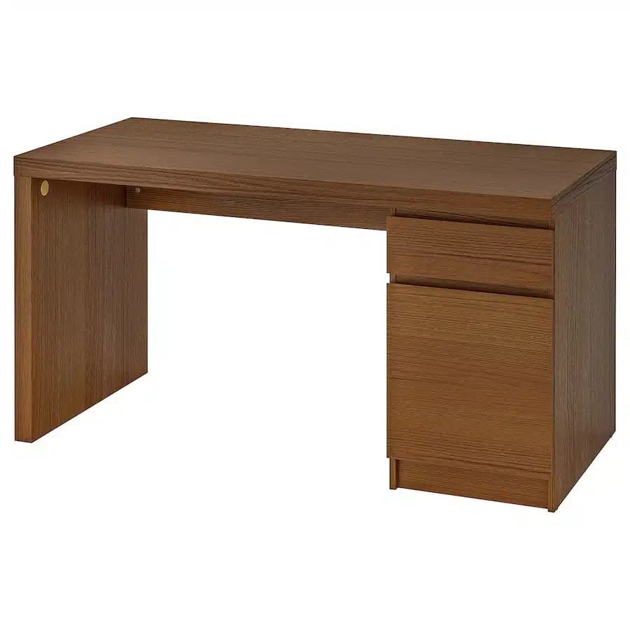 میز تحریر 140×65 قهوه ای ایکیا MALM