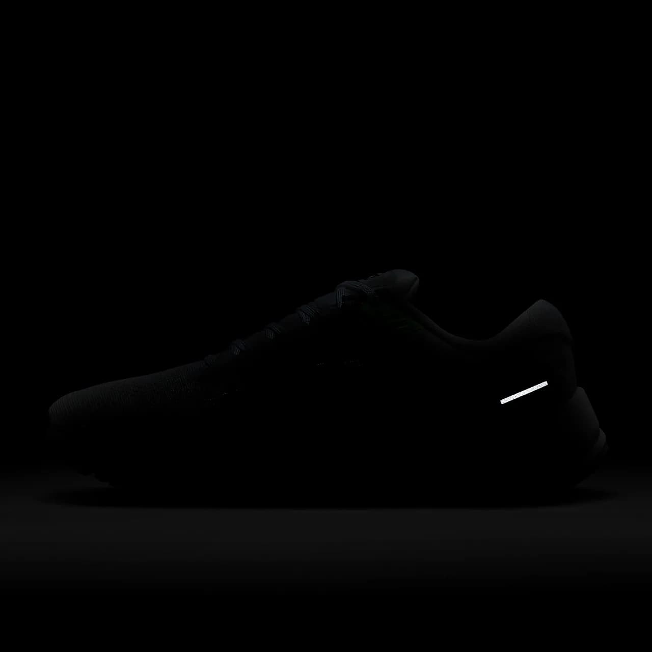 Nike Air Zoom Structure 24 — تصویر ۴