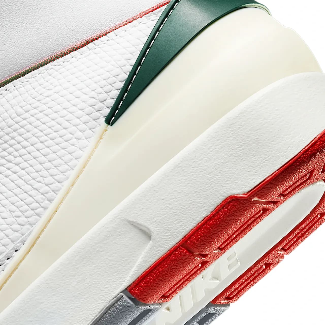 Air Jordan 2 Retro — تصویر ۹