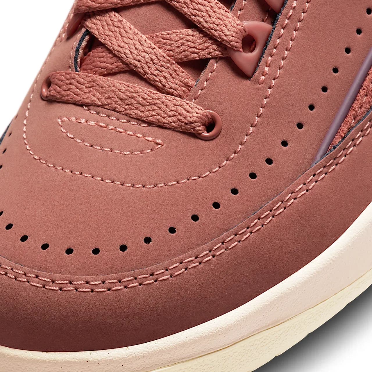 Air Jordan 2 Retro Low — تصویر ۸